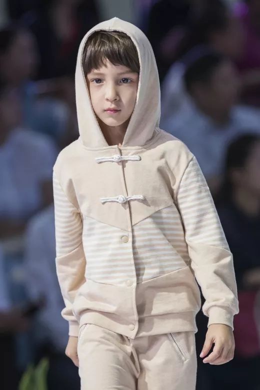 天彩公司攜Gretton童裝新品亮相北京時(shí)裝周，2019北京世園會特許商品同臺閃耀